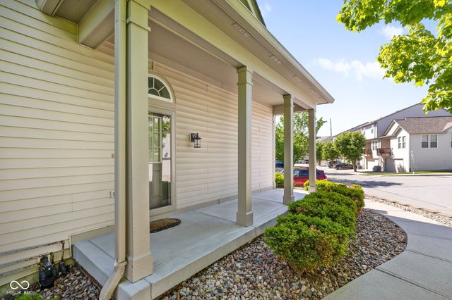 8413 Clayhurst Drive, Indianapolis, IN 46278