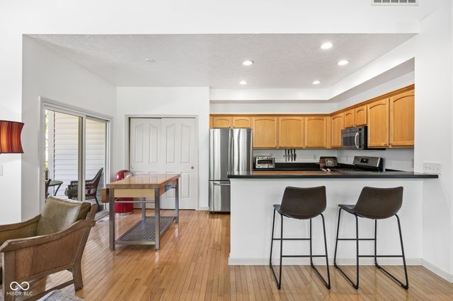 8413 Clayhurst Drive, Indianapolis, IN 46278