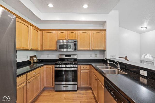 8413 Clayhurst Drive, Indianapolis, IN 46278