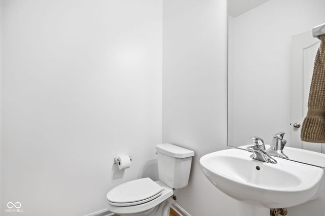 8413 Clayhurst Drive, Indianapolis, IN 46278