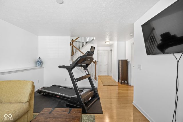 8413 Clayhurst Drive, Indianapolis, IN 46278
