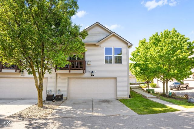 8413 Clayhurst Drive, Indianapolis, IN 46278