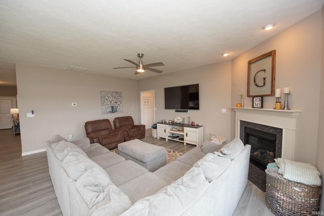 6358 Shale Crescent Drive, West Lafayette, IN 47906