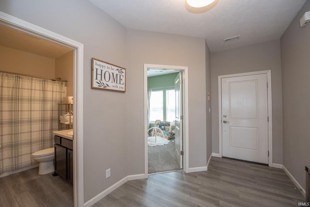 6358 Shale Crescent Drive, West Lafayette, IN 47906