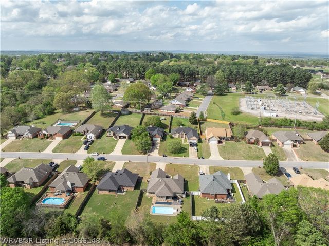 9712 East Pointe Drive, Fort Smith, AR 72903