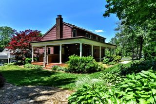 16 Weeden Dr, West Milford Twp., NJ 07480