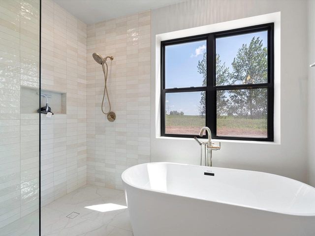 1471 ROCKLAND HEIGHTS ROAD, De Pere, WI 54115