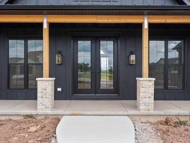 1471 ROCKLAND HEIGHTS ROAD, De Pere, WI 54115