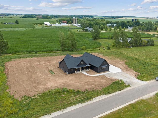 1471 ROCKLAND HEIGHTS ROAD, De Pere, WI 54115