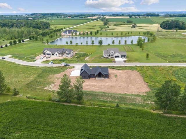 1471 ROCKLAND HEIGHTS ROAD, De Pere, WI 54115