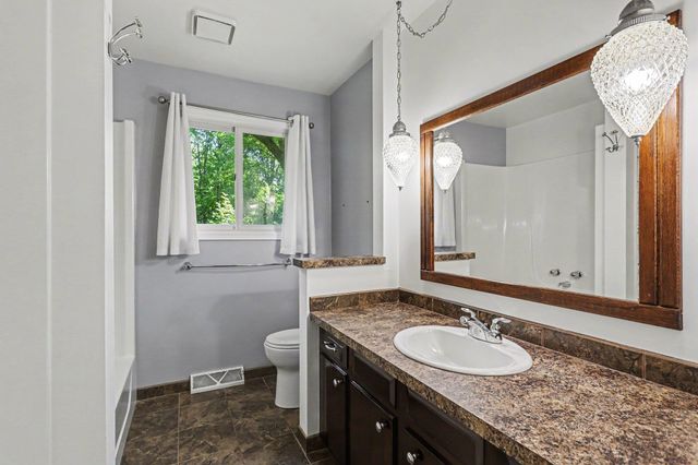 4800 N Arboretum Drive, Saginaw, MI 48638