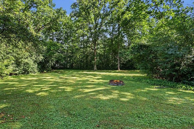 4800 N Arboretum Drive, Saginaw, MI 48638