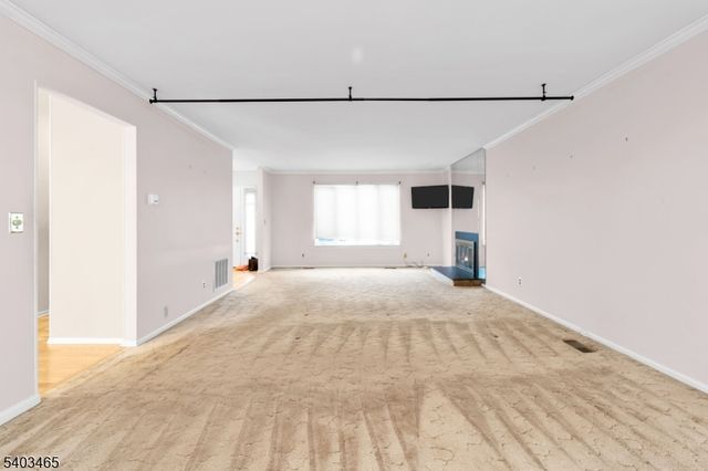 13 Mountain Ridge Dr, Cedar Grove Twp., NJ 07009