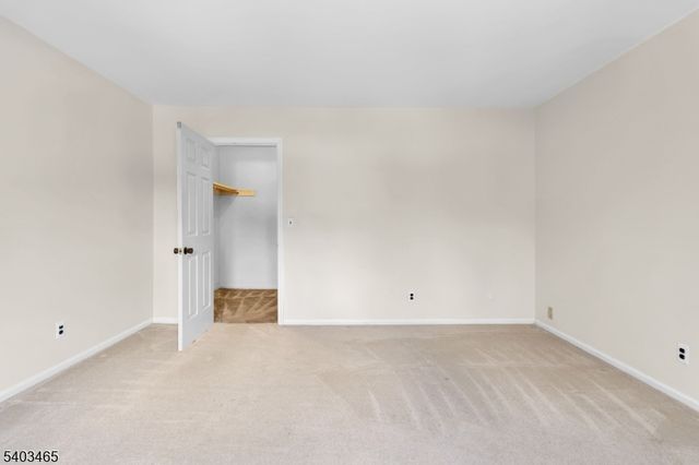 13 Mountain Ridge Dr, Cedar Grove Twp., NJ 07009