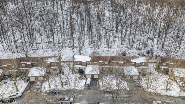 13 Mountain Ridge Dr, Cedar Grove Twp., NJ 07009