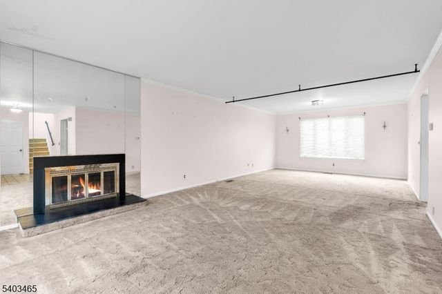 13 Mountain Ridge Dr, Cedar Grove Twp., NJ 07009