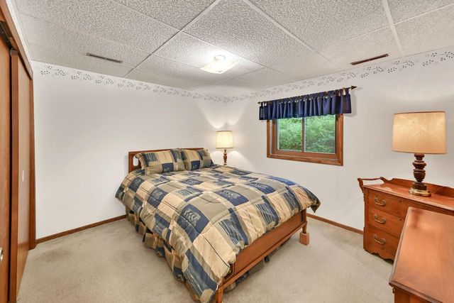 8032 S 66th STREET, Franklin, WI 53132