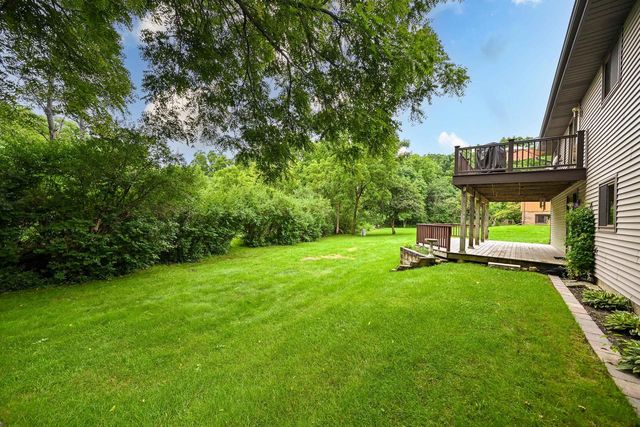 8032 S 66th STREET, Franklin, WI 53132