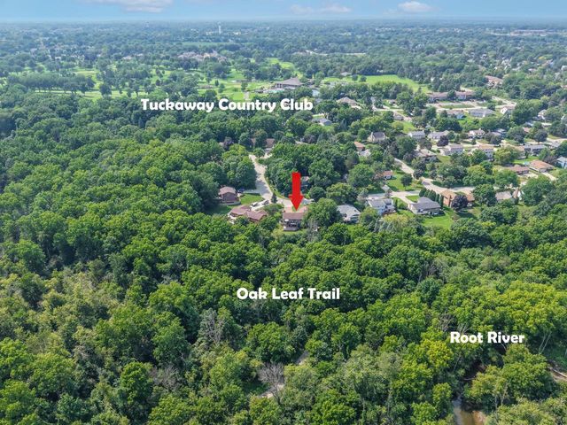 8032 S 66th STREET, Franklin, WI 53132