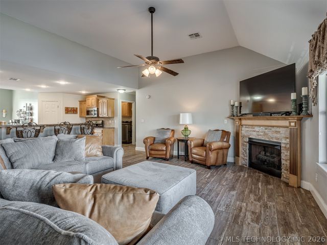 10020 N 100th East Avenue, Owasso, OK 74055