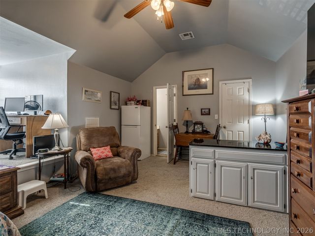 10020 N 100th East Avenue, Owasso, OK 74055