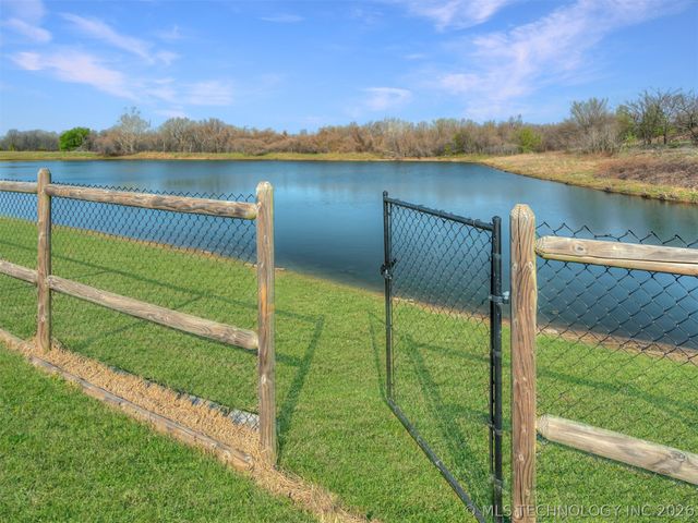 10020 N 100th East Avenue, Owasso, OK 74055