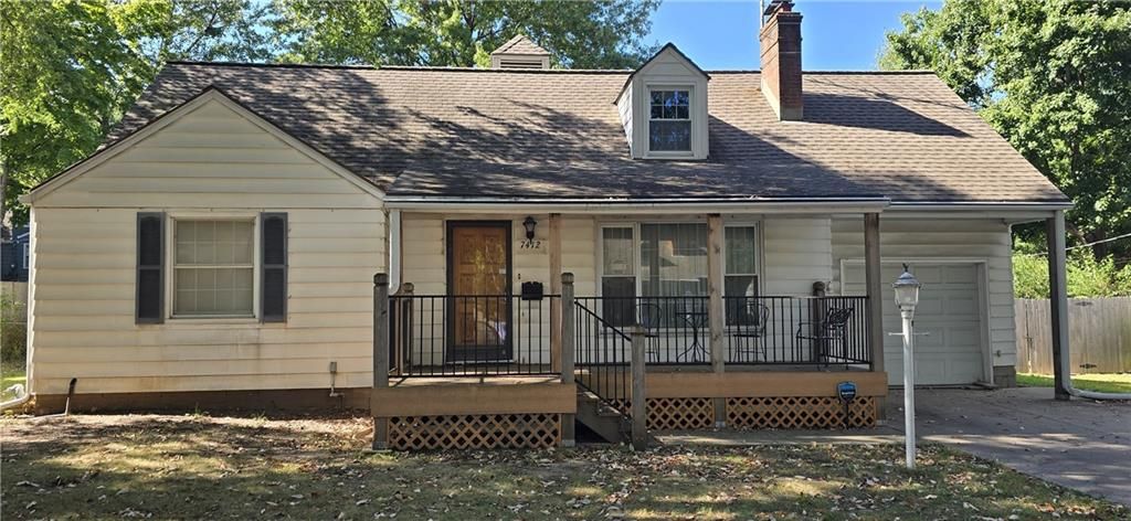 7412 Delmar Street, Prairie Village, KS 66208