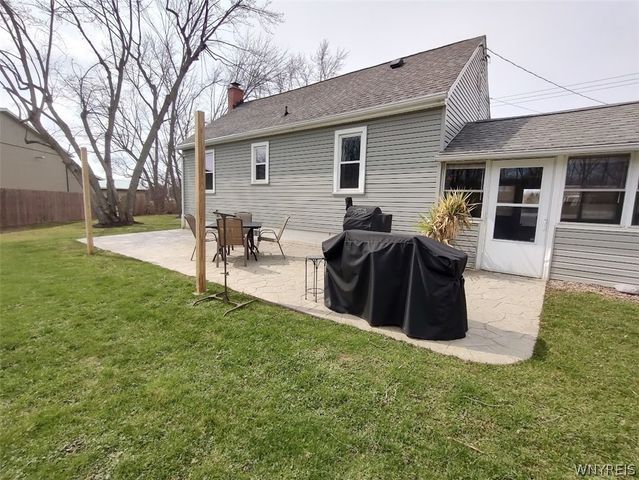 6565 Southwestern Boulevard, Hamburg, NY 14085