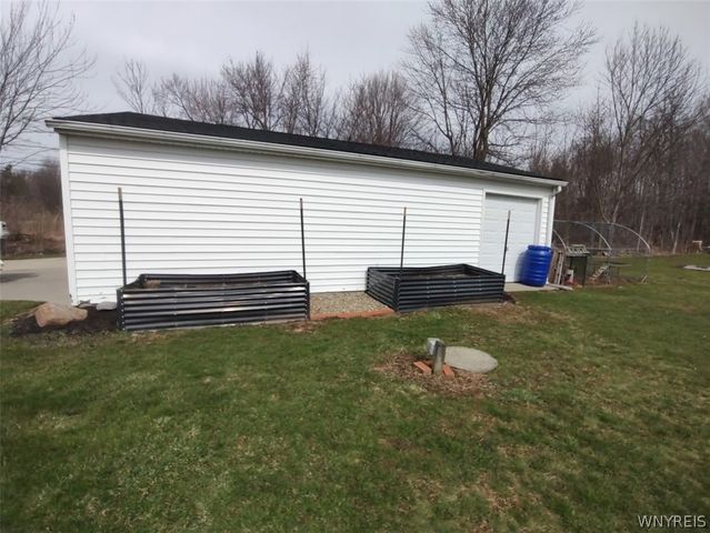 6565 Southwestern Boulevard, Hamburg, NY 14085