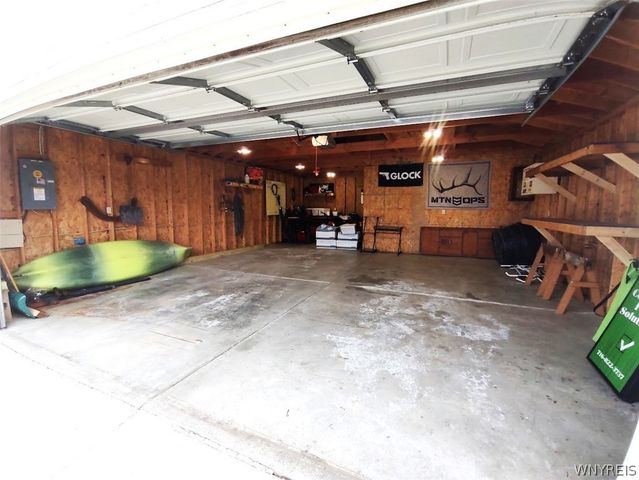 6565 Southwestern Boulevard, Hamburg, NY 14085