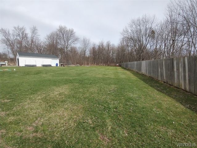 6565 Southwestern Boulevard, Hamburg, NY 14085