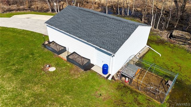 6565 Southwestern Boulevard, Hamburg, NY 14085