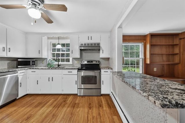 24 Forest view Drive, Cumberland, RI 02864
