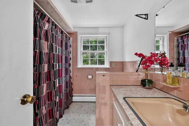 24 Forest view Drive, Cumberland, RI 02864