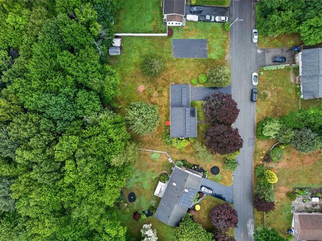24 Forest view Drive, Cumberland, RI 02864