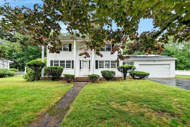 24 Forest view Drive, Cumberland, RI 02864