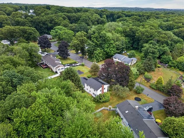 24 Forest view Drive, Cumberland, RI 02864