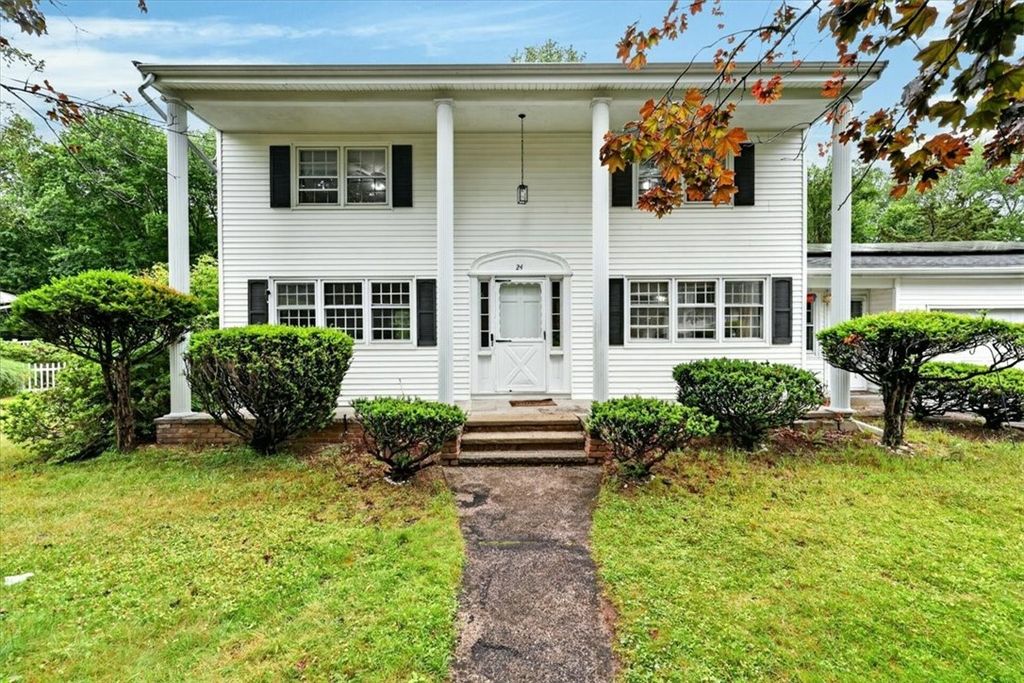 24 Forest view Drive, Cumberland, RI 02864