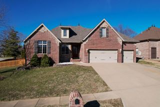 5895 S Teters Court S, Springfield, MO 65804