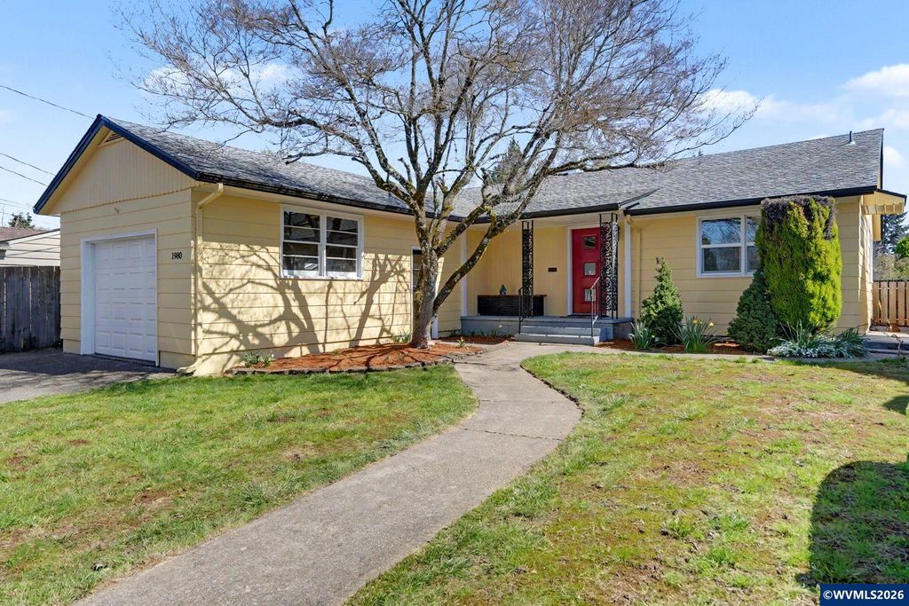 1980 17th St NE, Salem, OR 97301