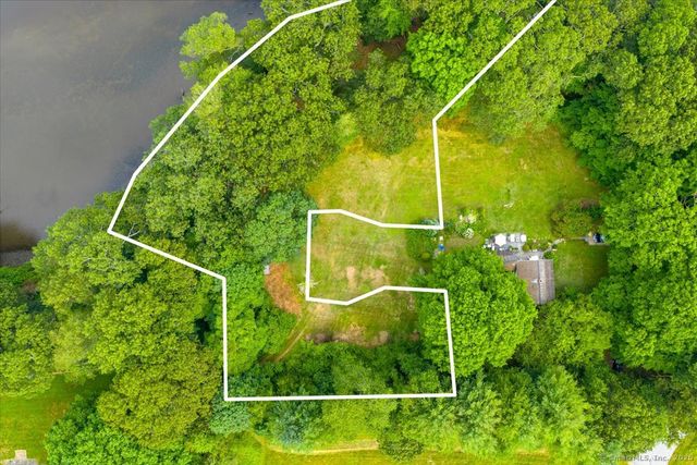 41B River Road, Essex, CT 06426
