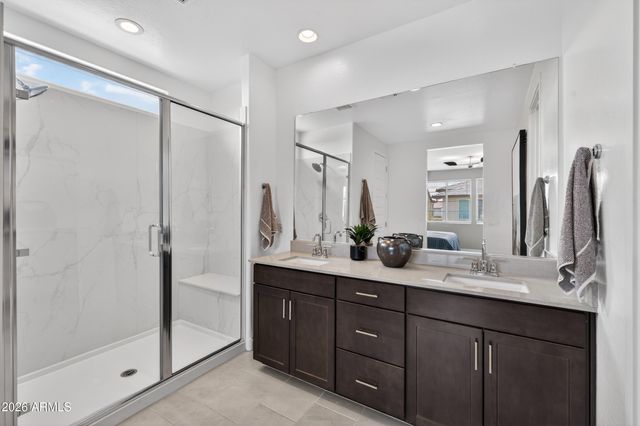 10203 E ULYSSES Avenue, Mesa, AZ 85212