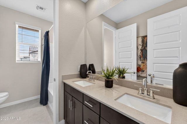 10203 E ULYSSES Avenue, Mesa, AZ 85212