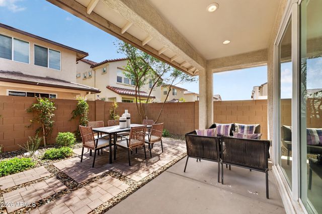 10203 E ULYSSES Avenue, Mesa, AZ 85212