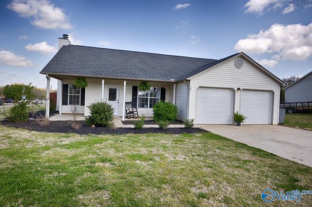 101 Green Lea Lane, New Market, AL 35761