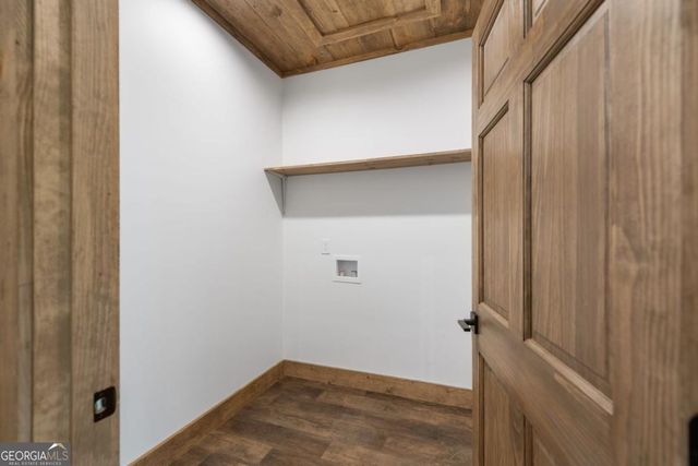 164 Brook Lane, Mineral Bluff, GA 30559