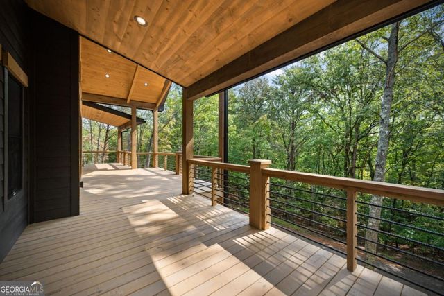 164 Brook Lane, Mineral Bluff, GA 30559