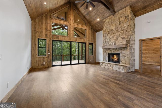 164 Brook Lane, Mineral Bluff, GA 30559