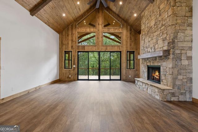 164 Brook Lane, Mineral Bluff, GA 30559