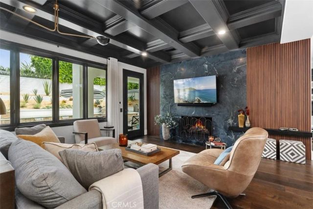 24 Hawthorne Lane, Coto De Caza, CA 92679